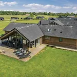 Four-bedroom In 펜션 *