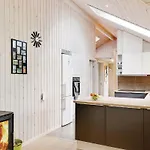 Four-bedroom In 오더