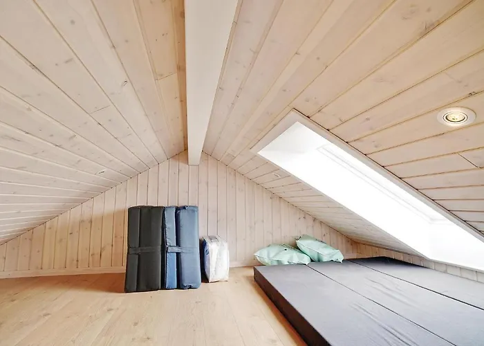 Four-bedroom In Dom wakacyjny *